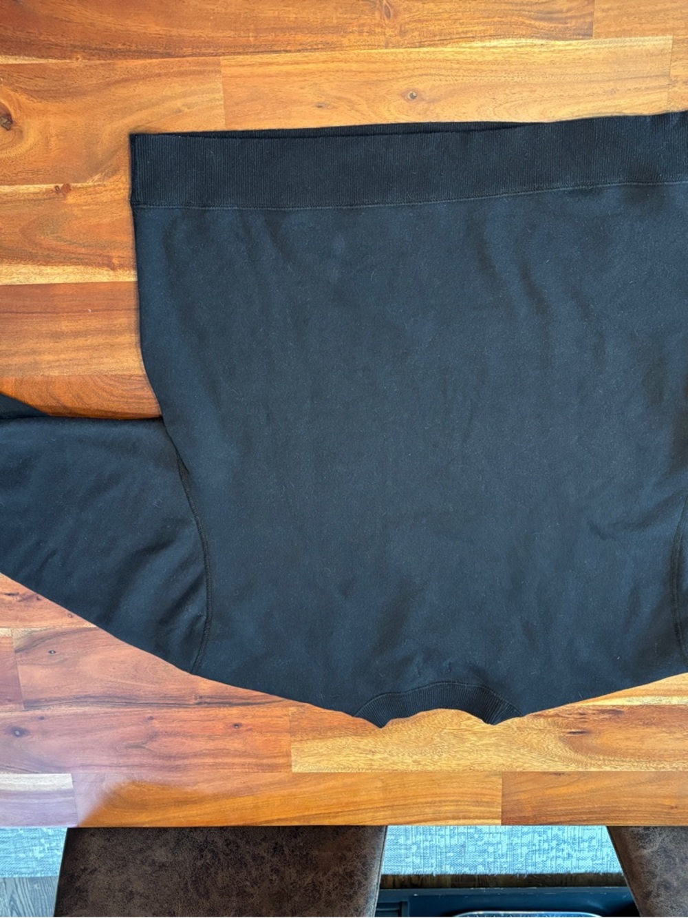 Mejuri Black Embroidered Logo Crewneck Sweatshirt - UNISEX - Black - Large - Picture 9 of 10